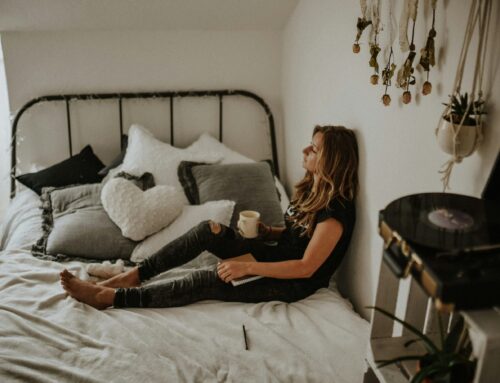 Menstruatsioonivalu ei pea kannatama! Naistearst jagab soovitusi ning kummutab levinud müüte